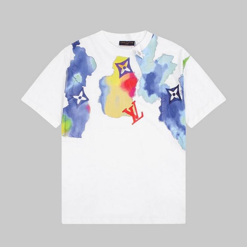 Louis Vuitton Men's T-shirts 66